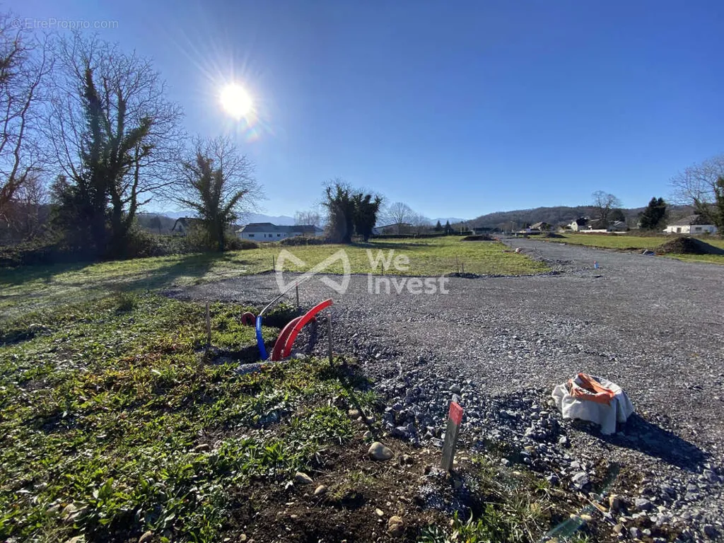 Aed - Buildable Plot with School Access in Arros-De-Nay