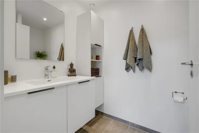 Vannitoad - Terraced House with Private Balcony in Nyborg
