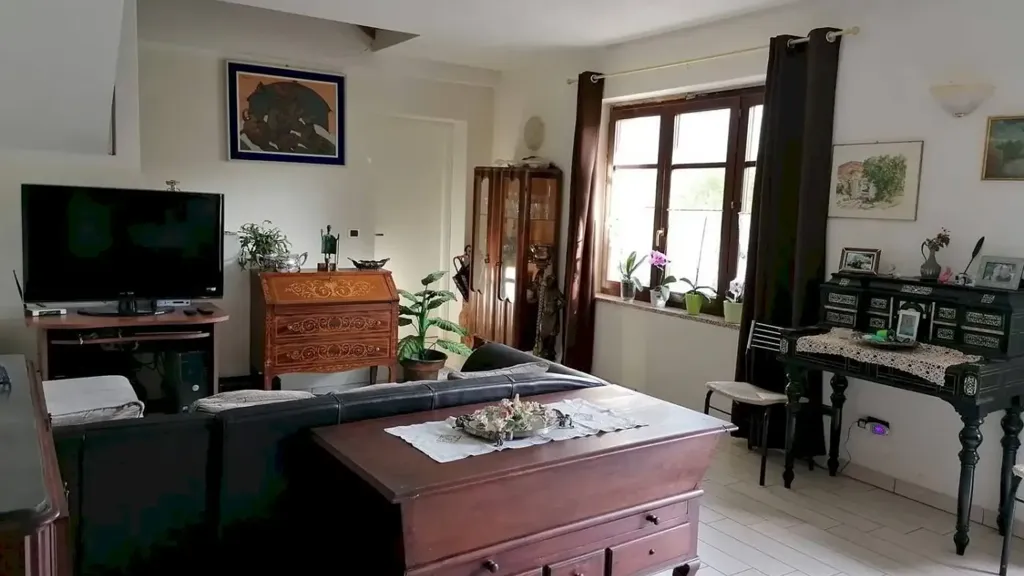 Séjour - Ristruttured Apartment with Panoramic View in Roccaforte Mondovi'