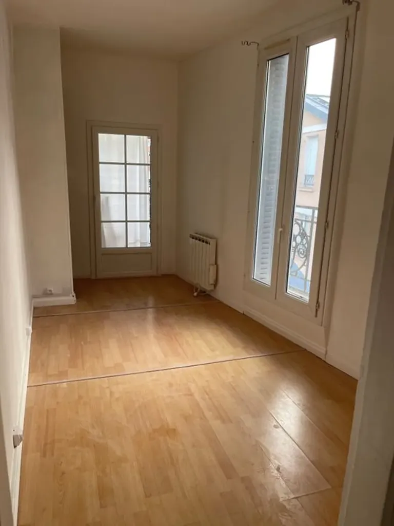 Toad - Studio with Balcony in Meudon