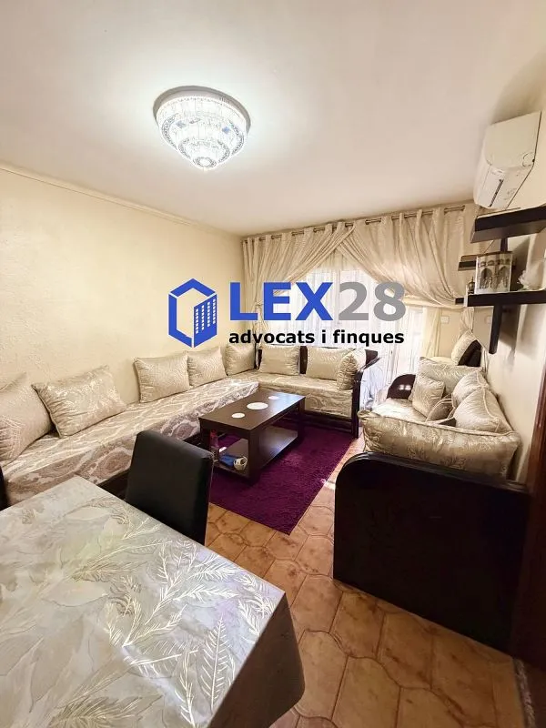 Elutuba - Apartment with Balcony in Badalona