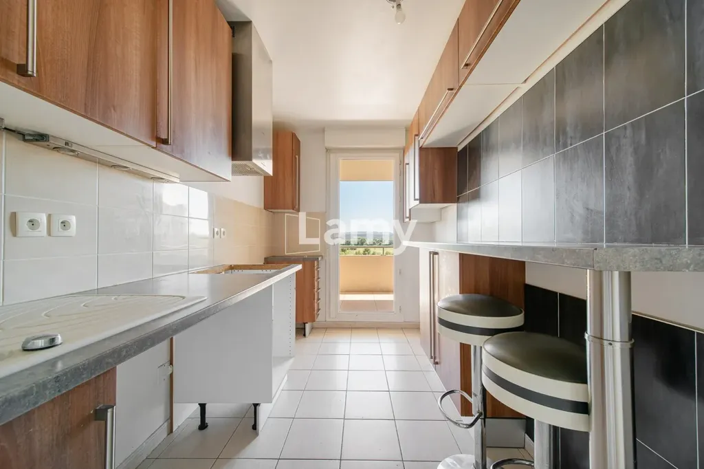 Cuisine - Appartement de Type 4 avec Terrasse à Aix-en-Provence