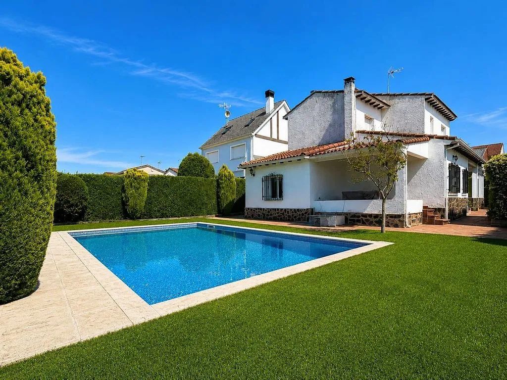 Piscina - Chalet with Pool and Terrace in Carranque