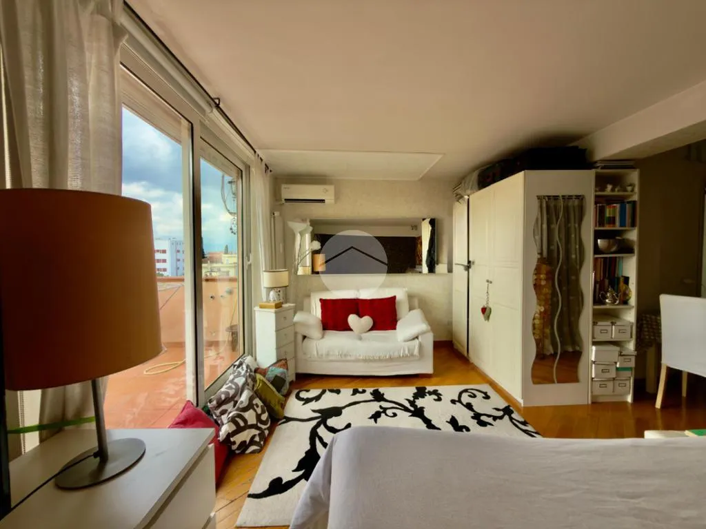 Chambres - Attico with Panoramic Terrace in Città Giardino