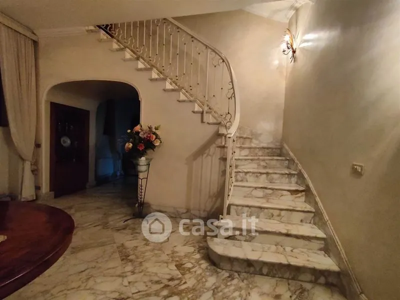 Stanze - Casa indipendente con cortile a Mortara