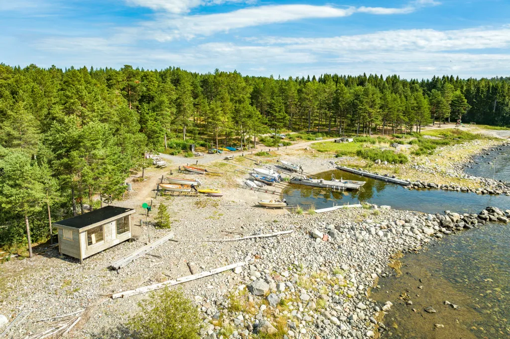 Õhuvaade - Timmerhus with Pool in Åstön