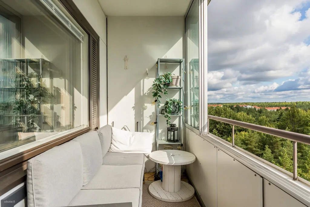balcony