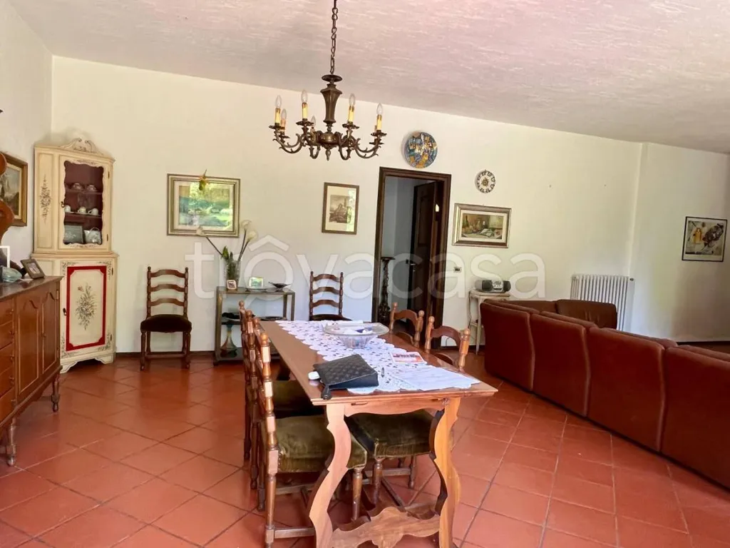Salle à manger - Villa with Private Garden in Sommariva Perno