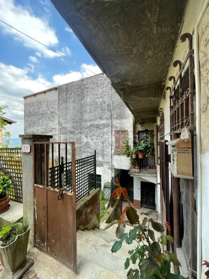 Jardin - Terraced House with Panoramic Views in La Morra