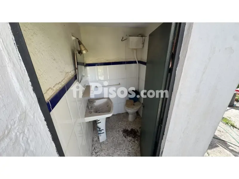 Vannitoad - Single-Storey House with Garden in Brenes