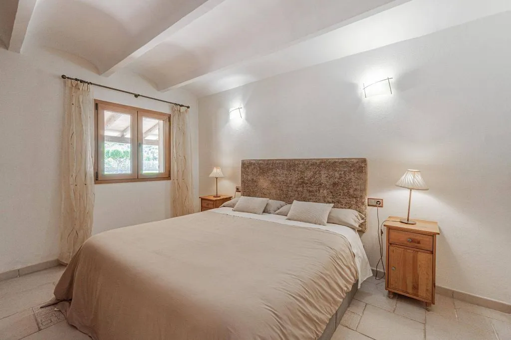 Bedrooms - Luxury Farmhouse with Pool in Calvià