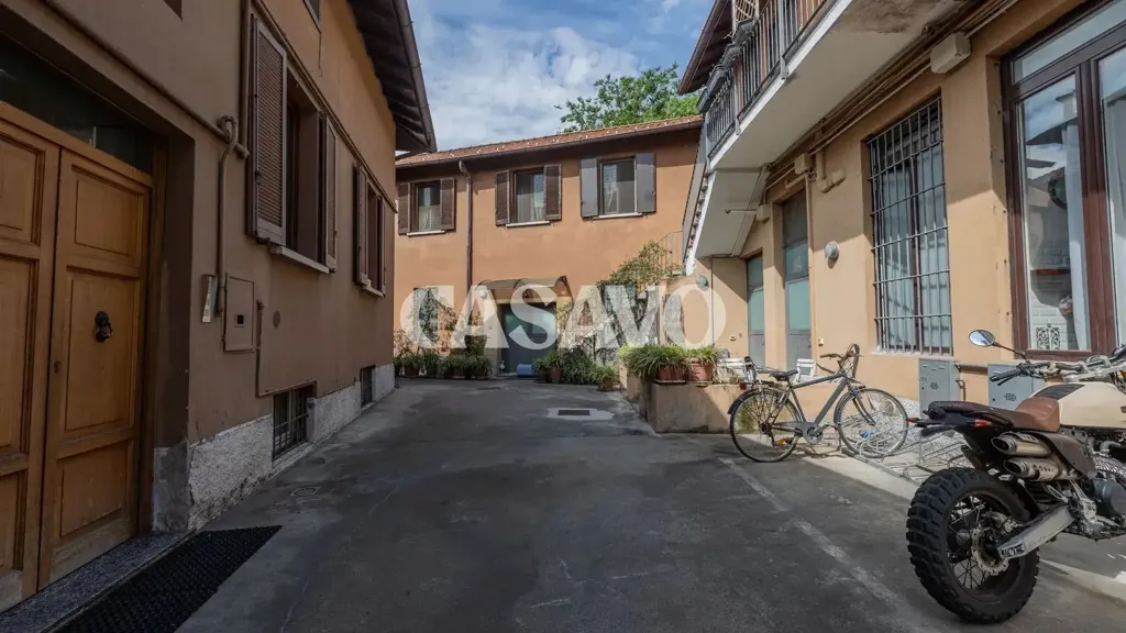 Aed - Modernised Two-Bedroom in Milan's Via Verro