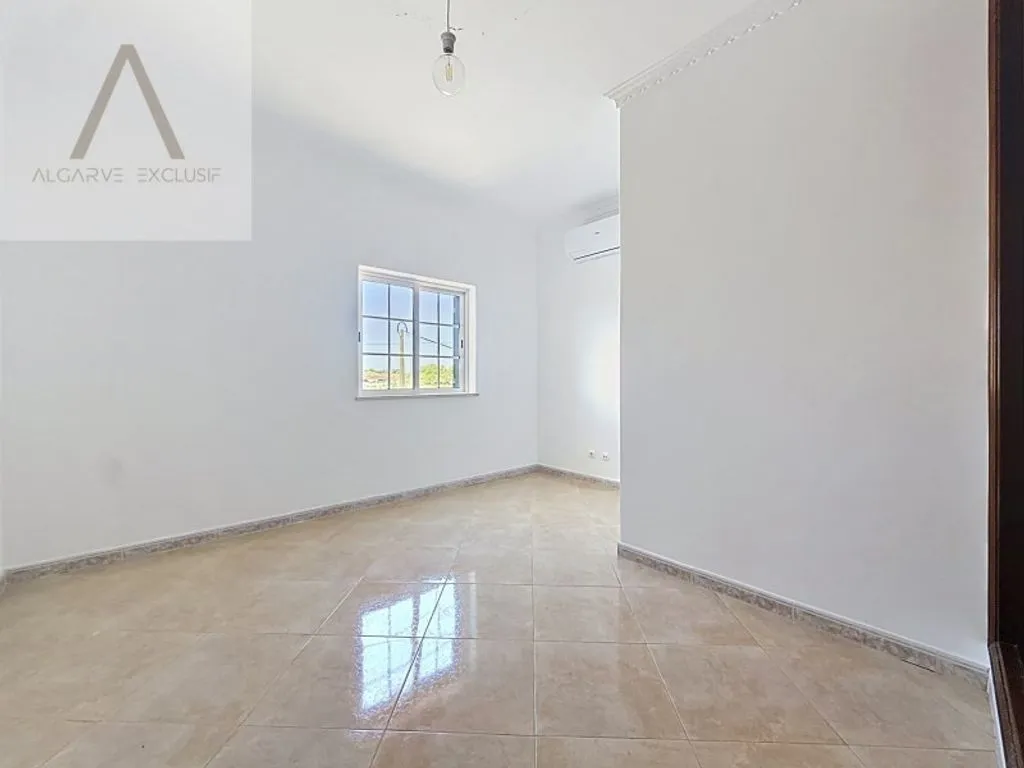 Pièces - Renovated Villa with Pool in Olhão