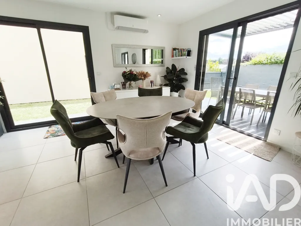Salle à manger - Villa neuve avec terrasse à Riom