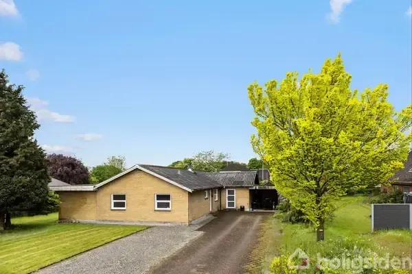 Välivaade - Villa with Garden in Over Jerstal
