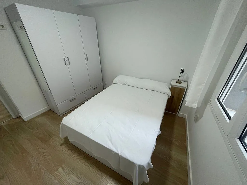 Chambres - Furnished Flat with Elevator in Santander