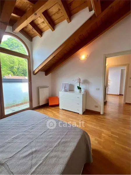 Magamistoad - Duplex with Lake View in Laveno-Mombello