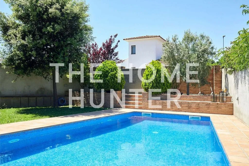 Bassein - Chalet with Pool and Terrace in L'Escala
