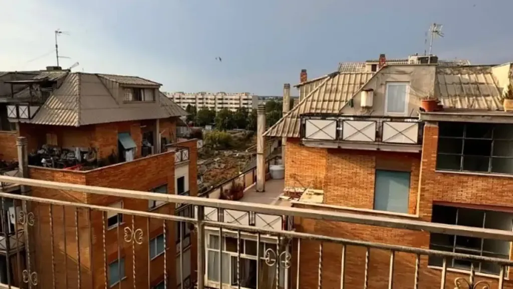 Rõdu - Attico with Sea View in Ostia, Rome