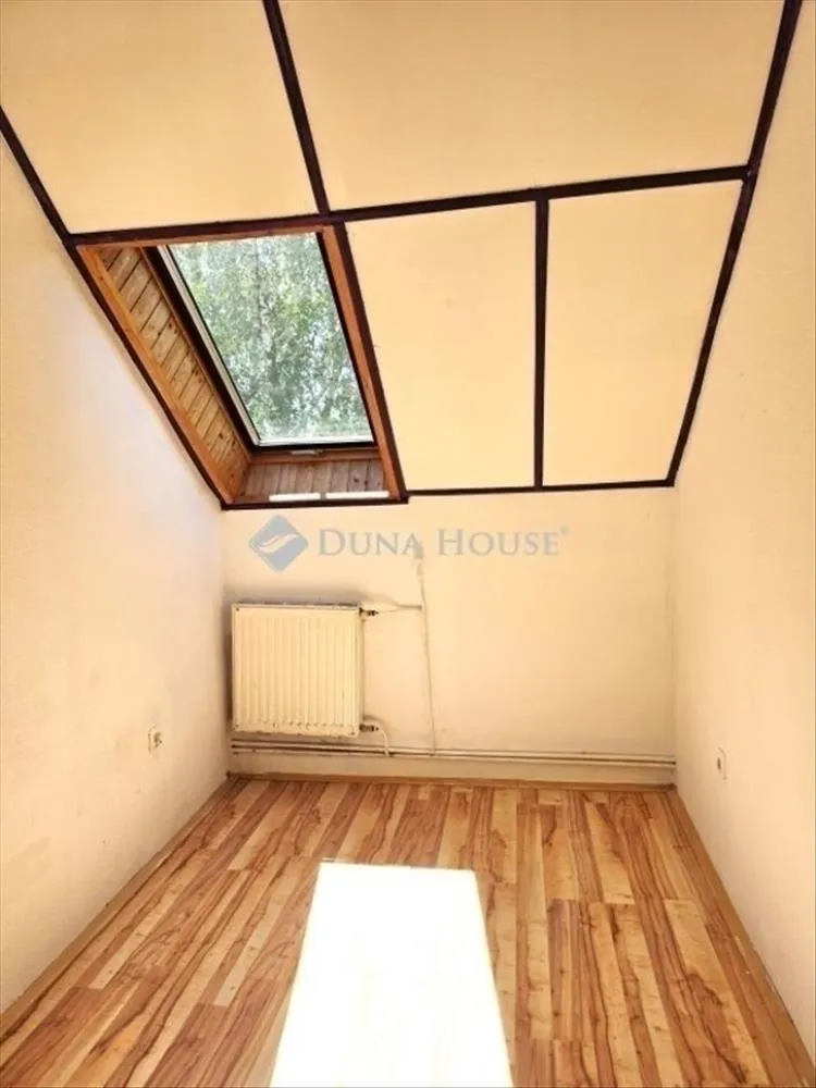 Stanze - Spacious Brick Flat with Balcony in Pécs