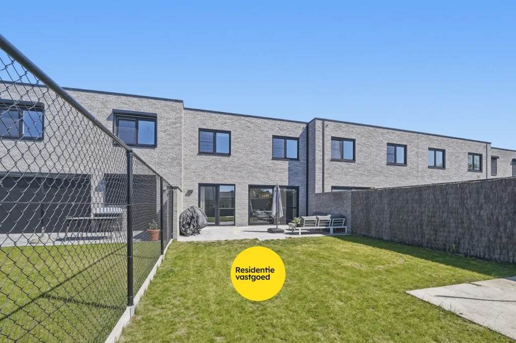 Jardin - Nouvelle Maison Moderne avec Terrasse à Oudenburg