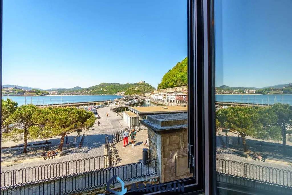 Pièces - Luxury Flat with Sea Views in San Sebastián