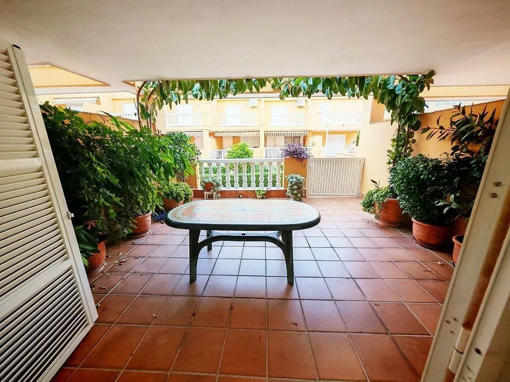 Terrass - Semi-detached House with Pool in El Perelló
