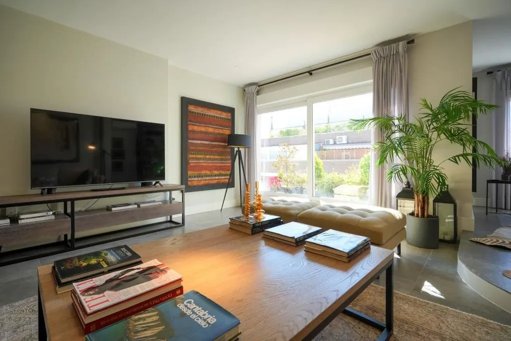 Séjour - Luxury Apartment with High Ceilings in Madrid