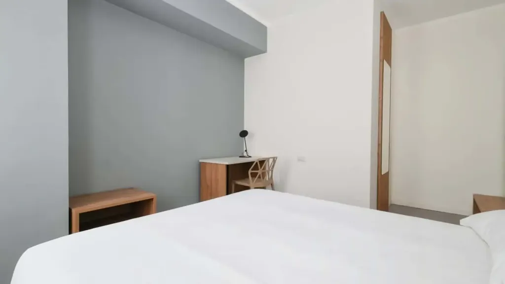 Chambres - Armed Studio with Balcony in Milan