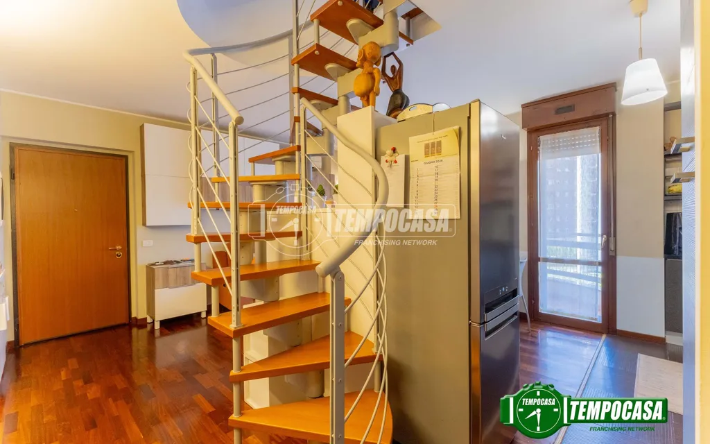 Elutuba - Modernised Three-Room Flat with Balcony in Milan
