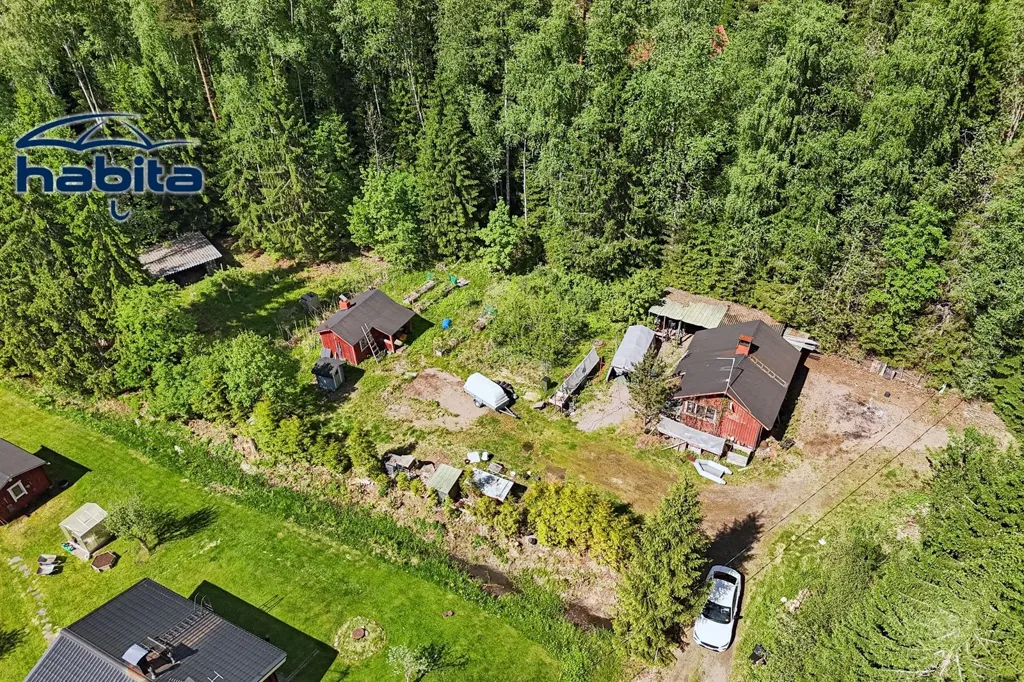 Vista aerea - Lot with 5 Parking Spaces in Tuusula