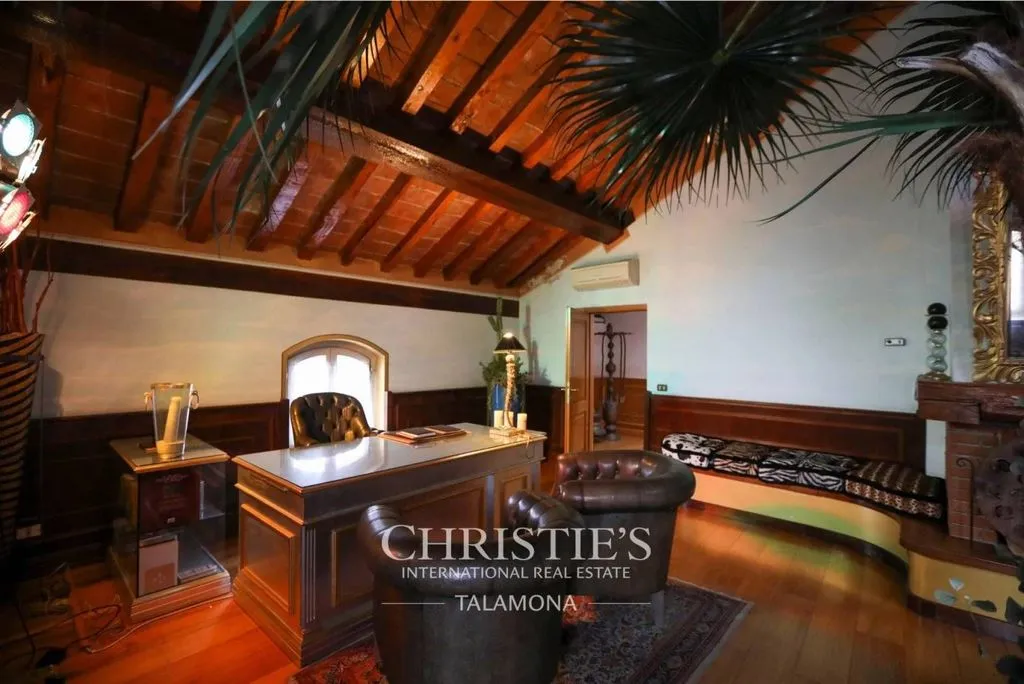 Office - Historic Villa with Pool in Oleggio, Piedmont