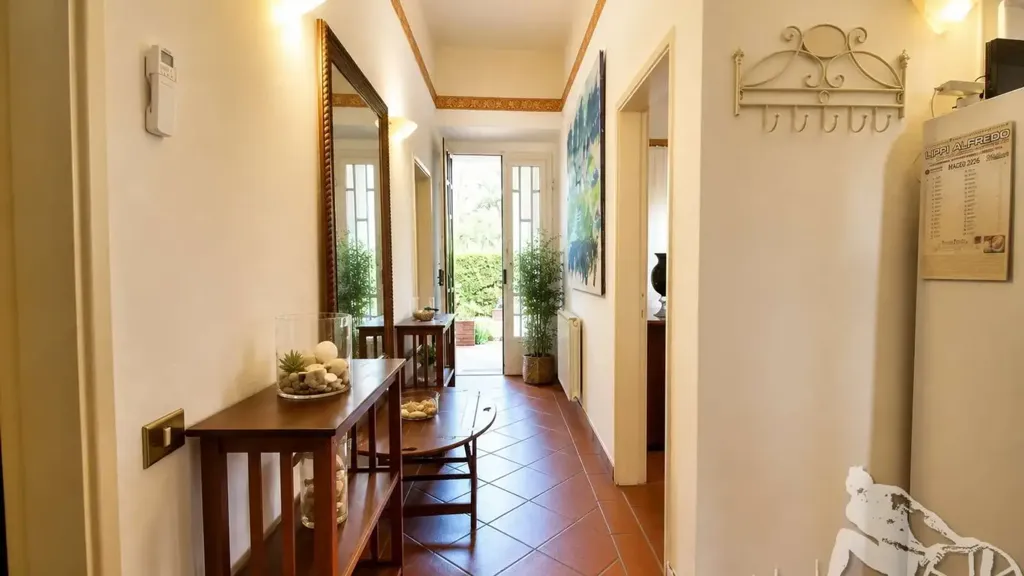 Entrée - Rustic Villa with Garden in Forte Dei Marmi