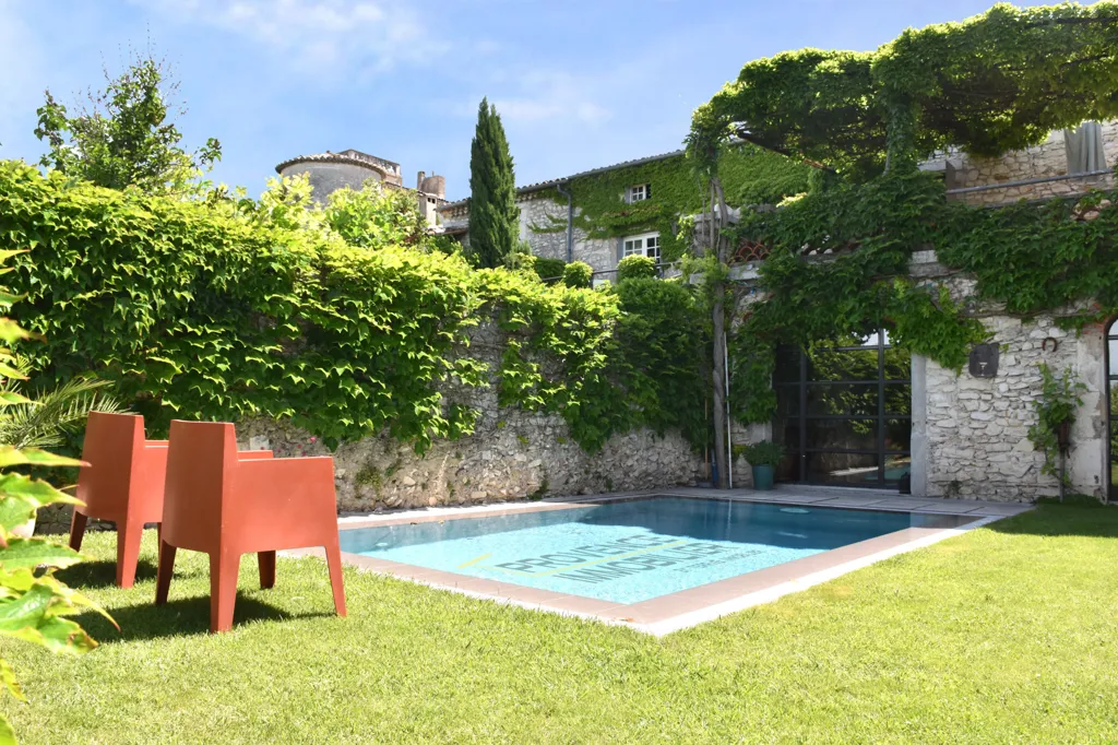 Bassein - Luxury House with Pool in Puygiron