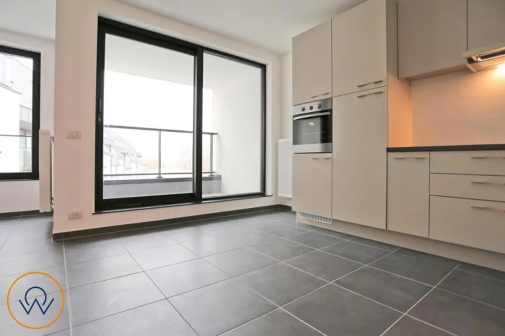 Köök - Modern Flat with South Terrace in Halle