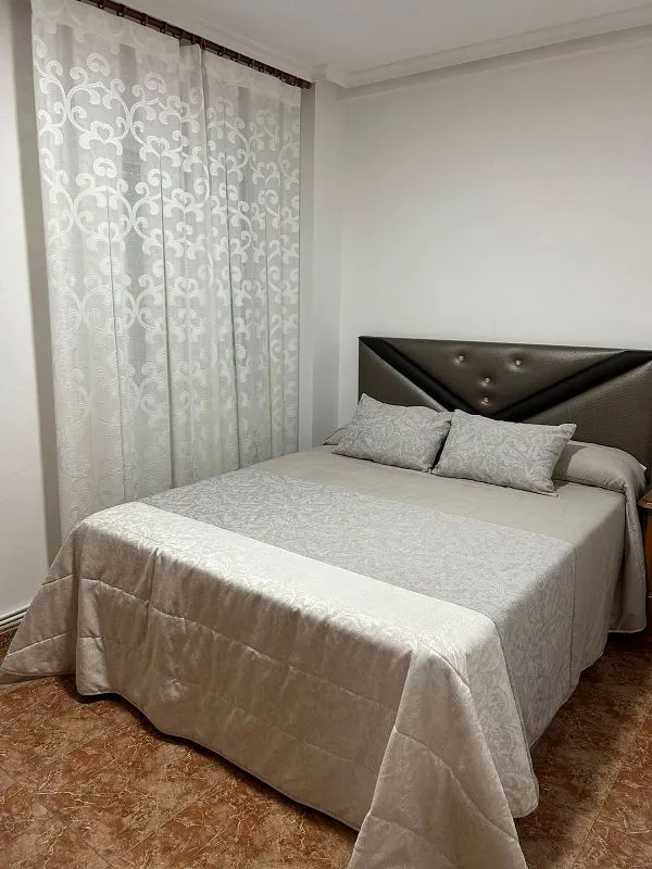 Chambres - Modernised Flat with Air Conditioning in Parla