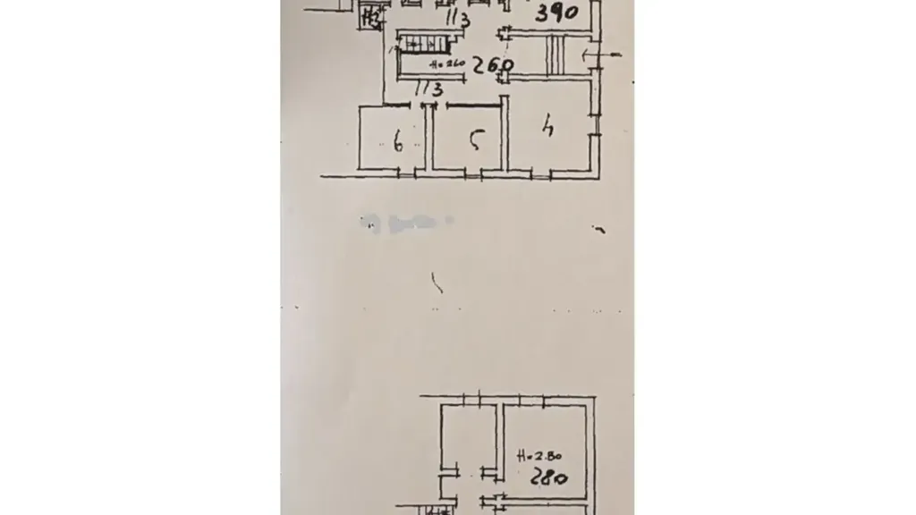 Plan - Period Apartment with Balcony in Florence