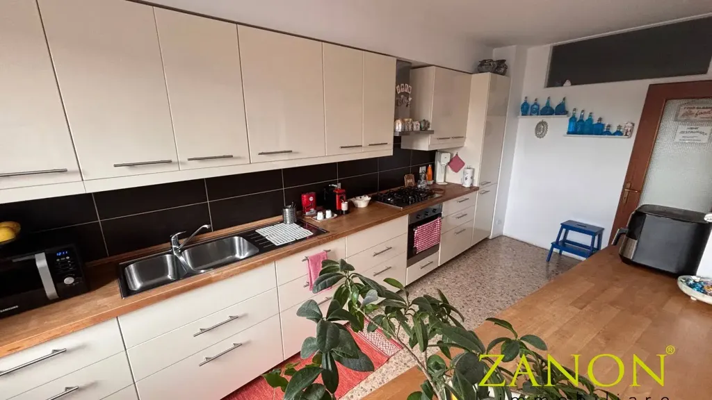 Cocina - Attico with Terrace in Central Gorizia