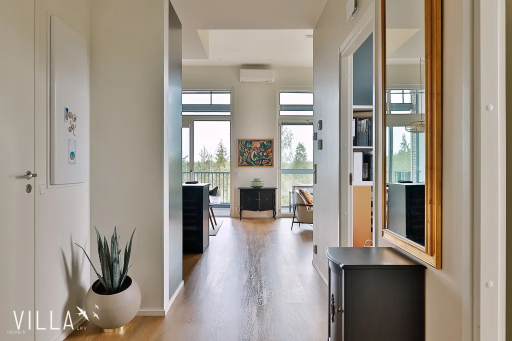 Ingresso - Modern Apartment with West-Facing Balcony in Vuores