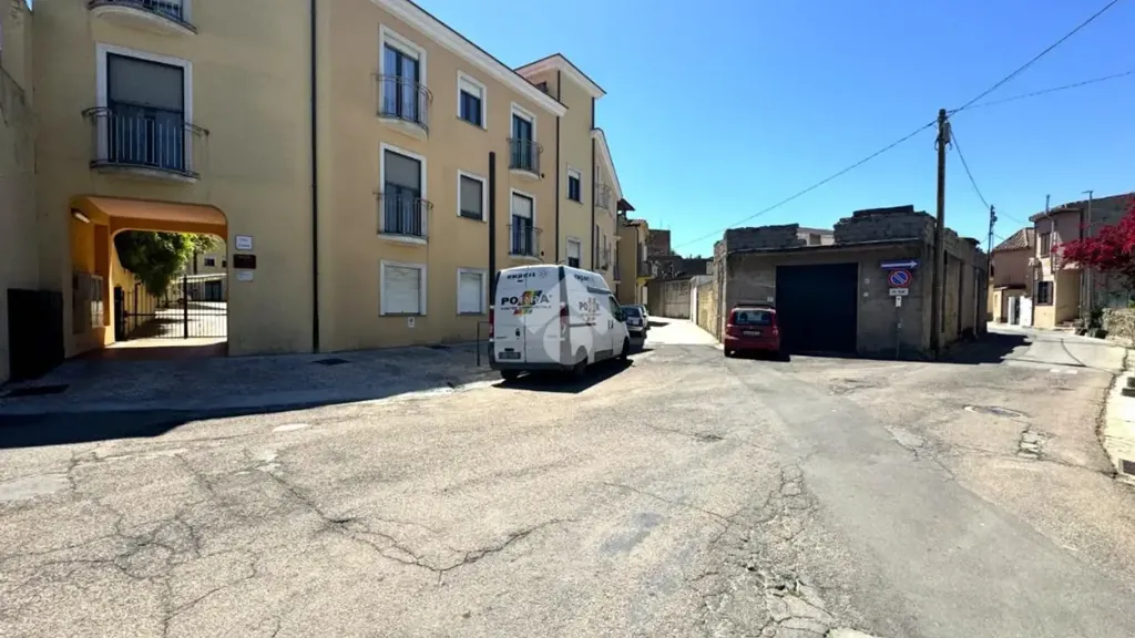 Välivaade - Ground Floor Trilocale with Parking in Tortolì