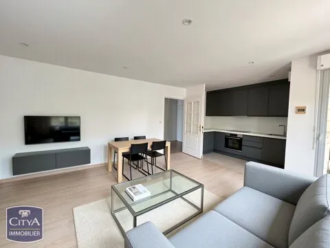 Soggiorno - 3-Bedroom Apartment with Garden in Bourges