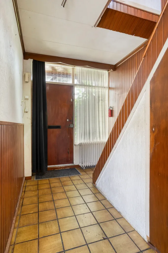 Esik - Two-Storey House with Garden in Dubbeldam, Dordrecht