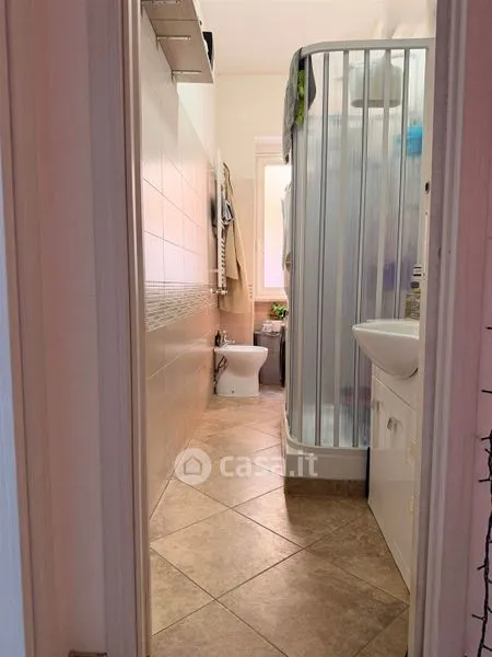 Salles de bain - T3 Flat with Balcony in Villaggio Trieste, Latina