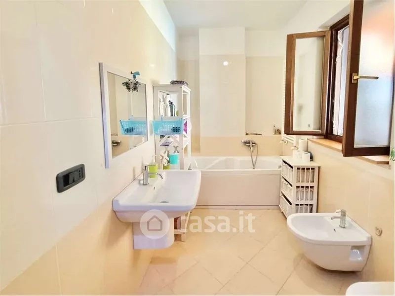 Salles de bain - Apartment with Double Verandas in Andria