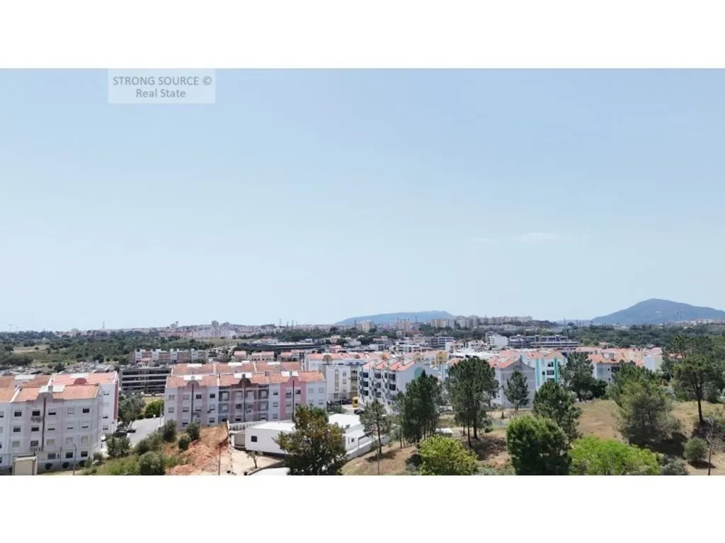 Development Plot with Approved PIP in Setúbal
