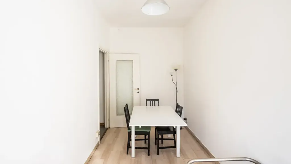 Salle à manger - Spacious 4-Bedroom Apartment with Balconies in Milan
