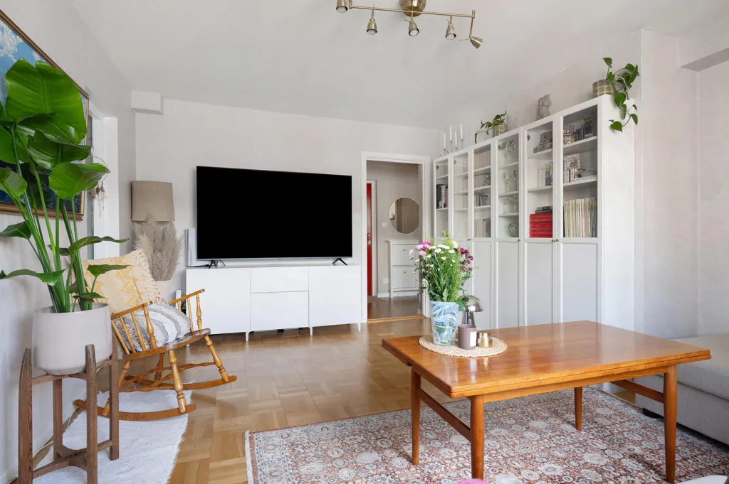 Séjour - Renovated Apartment with West-Facing Balcony in Brynäs