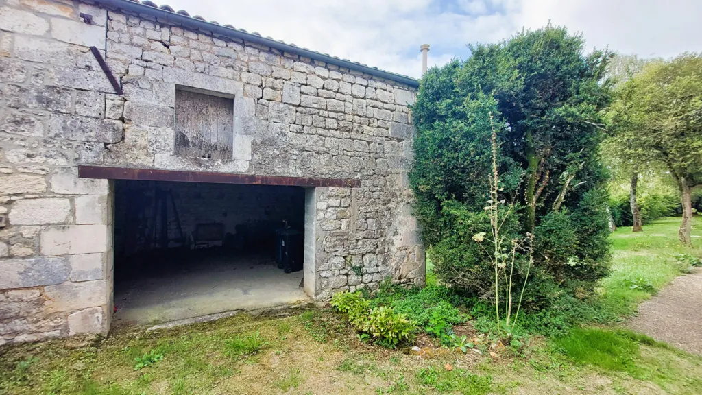 Jardin - Maison Charentaise à Saint-Vaize