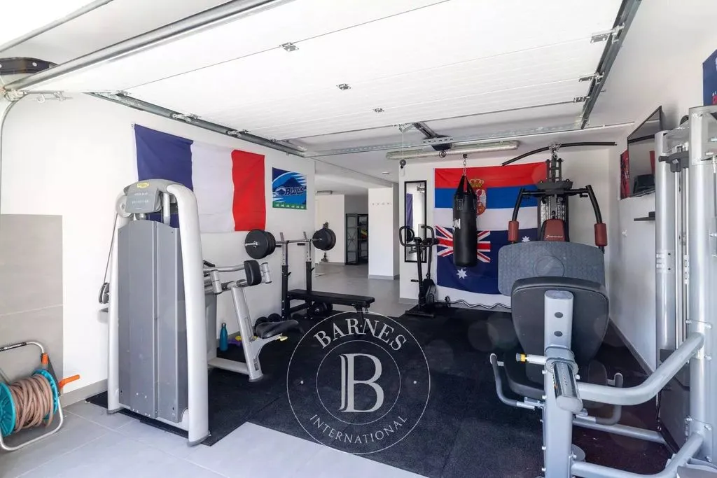 Pièces - Maison Luxueuse avec Piscine sur le Golf de Biarritz