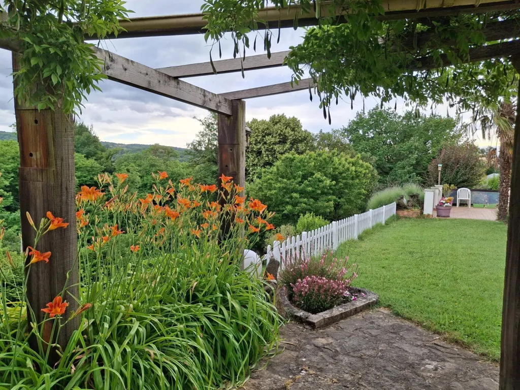 Jardin - Maison au Calme avec Vue à Eyzin-Pinet